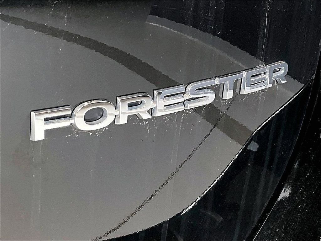 Used 2022 Subaru Forester Limited AWD/4WD image 27