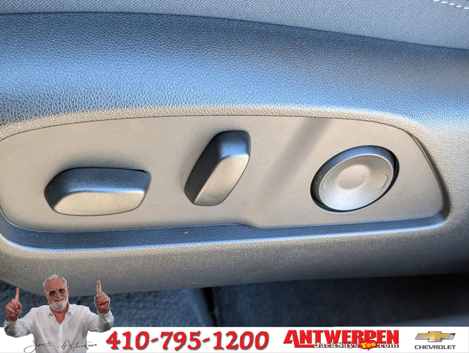 New 2026 Chevrolet Equinox LT w/ Convenience Package II image 17