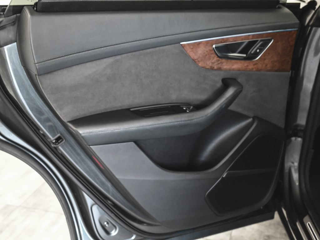 Used 2020 Audi Q8 Prestige AWD/4WD image 14
