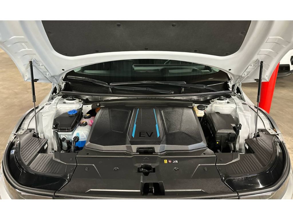 Used 2024 Hyundai Ioniq 5 Limited image 5
