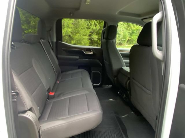 Used 2023 Chevrolet Silverado 1500 LT AWD/4WD image 32