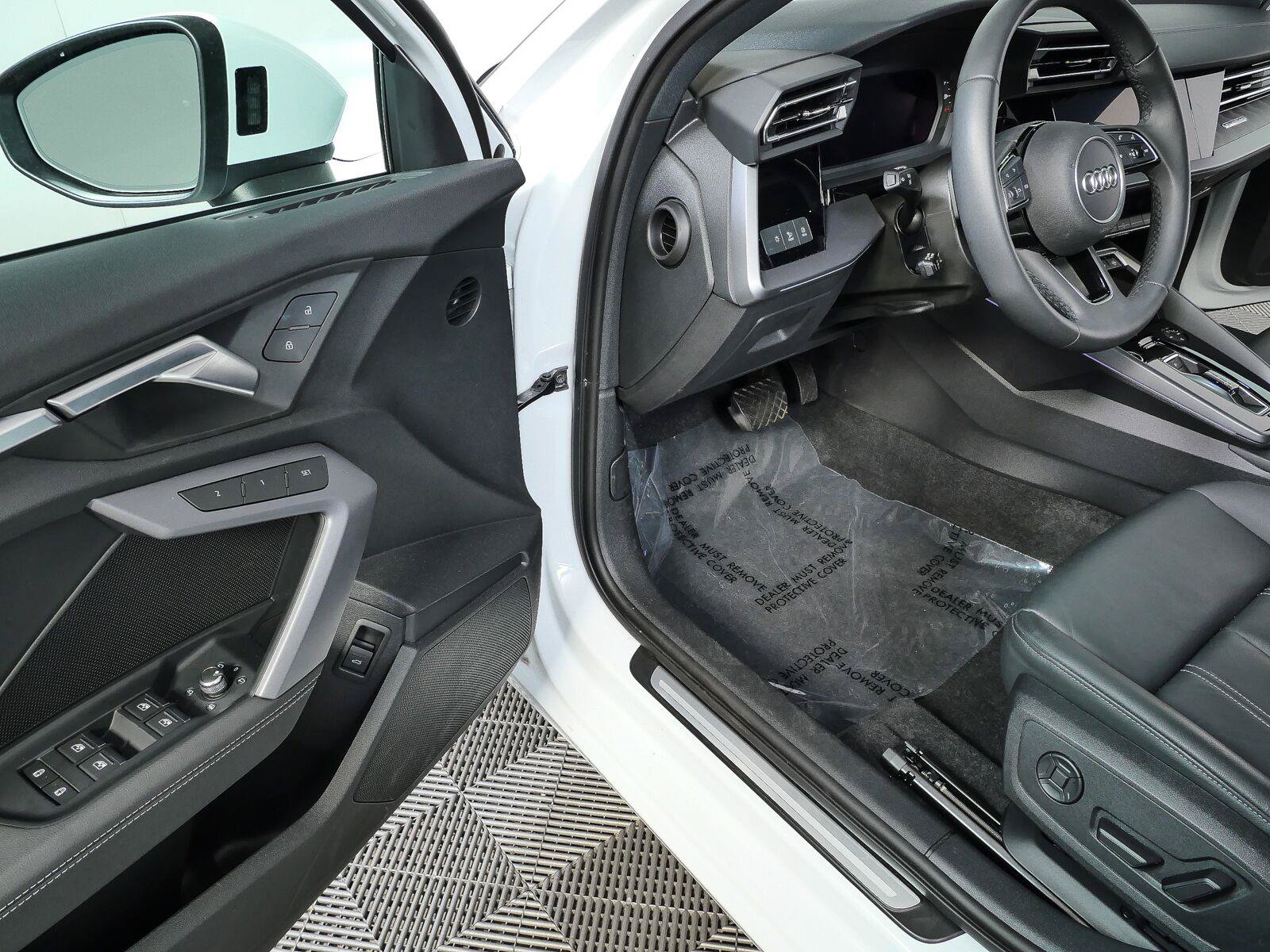 Used 2025 Audi A3 2.0T Premium w/ Convenience Package AWD/4WD image 8