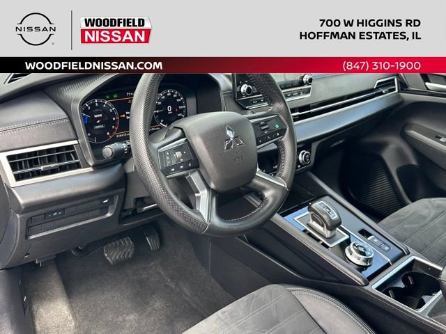 Used 2024 Mitsubishi Outlander SE image 34