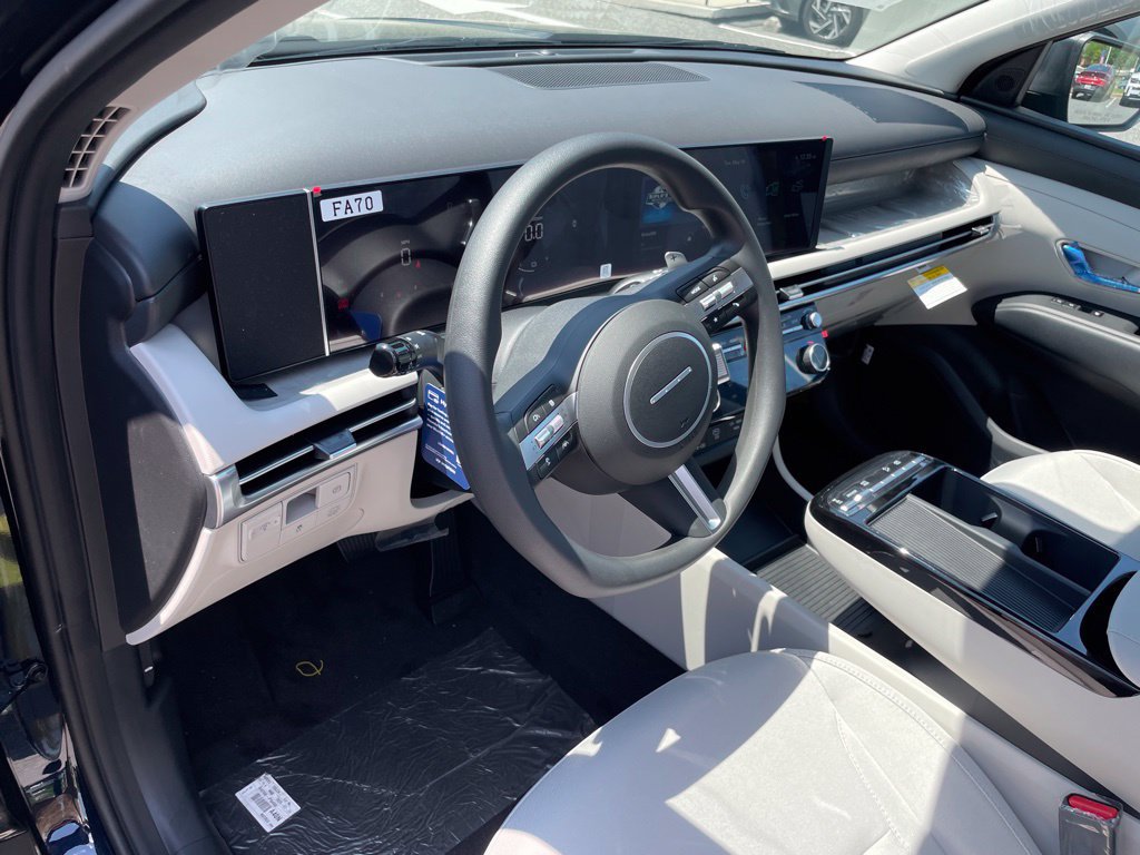 New 2026 Hyundai Tucson Blue SE AWD/4WD image 9