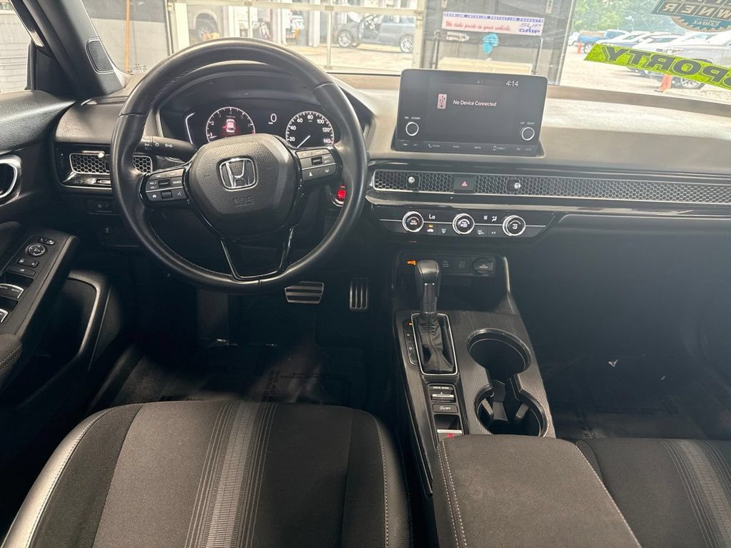Used 2025 Honda Civic Sport image 17