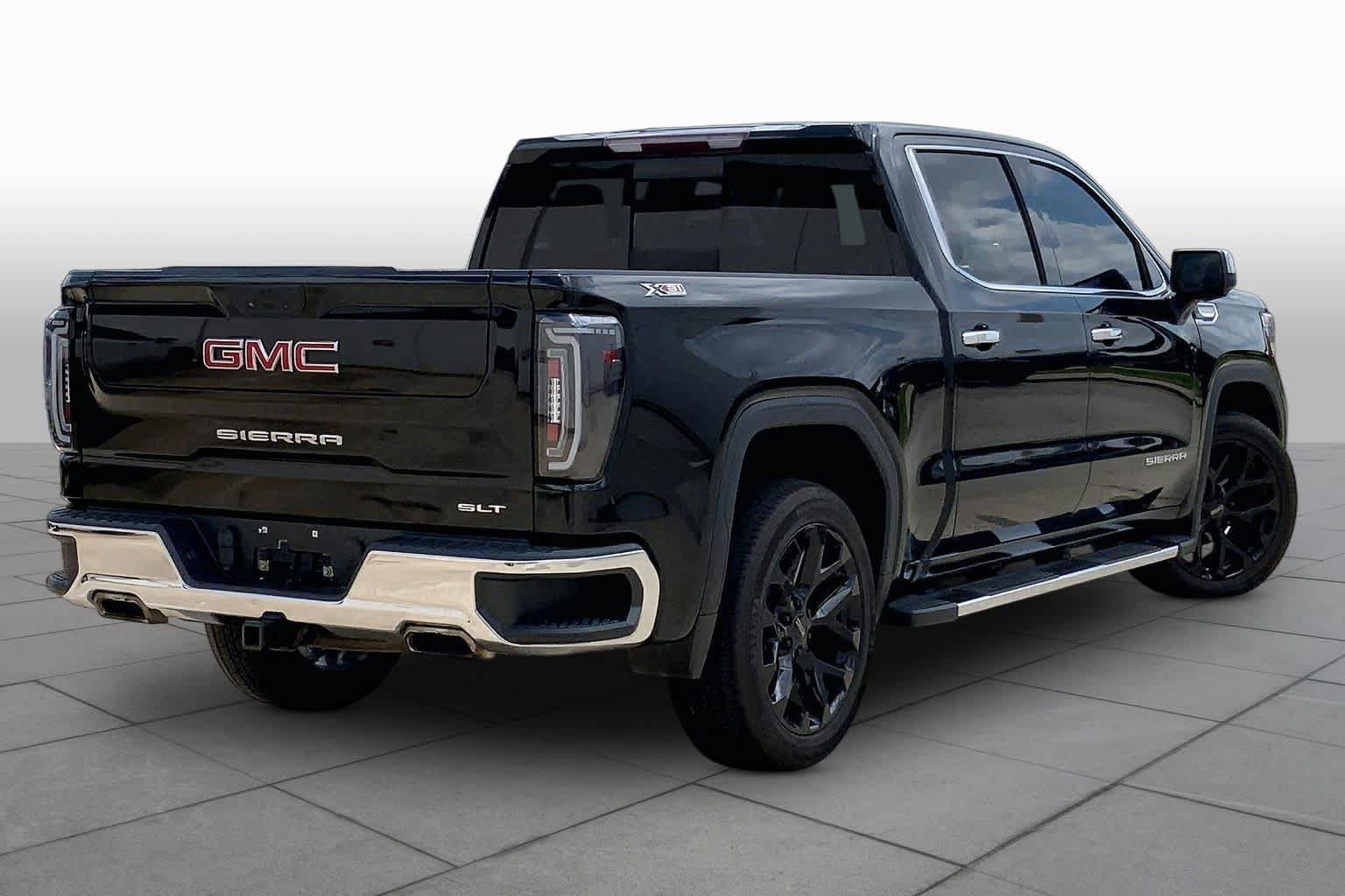 Used 2019 GMC Sierra 1500 SLT AWD/4WD image 12