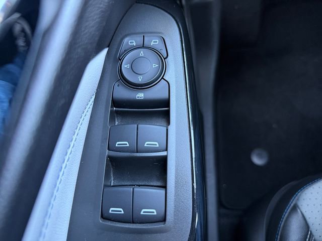 Used 2025 Chevrolet Trax LT w/ LT Convenience Package image 16