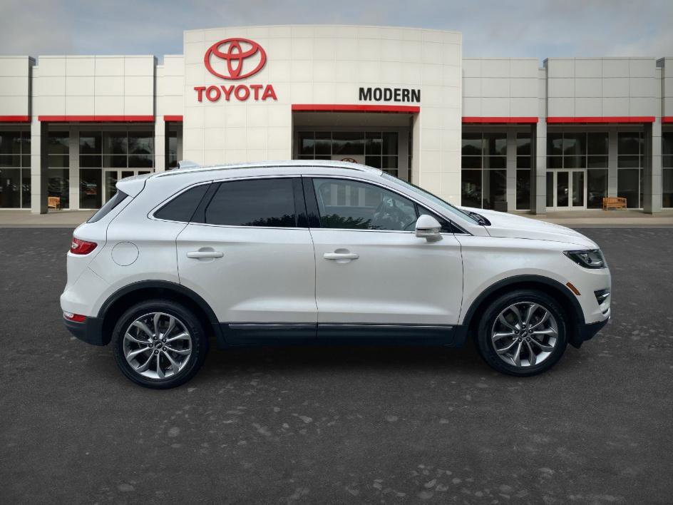 Used 2018 Lincoln MKC Select w/ Select Plus Package FWD image 4
