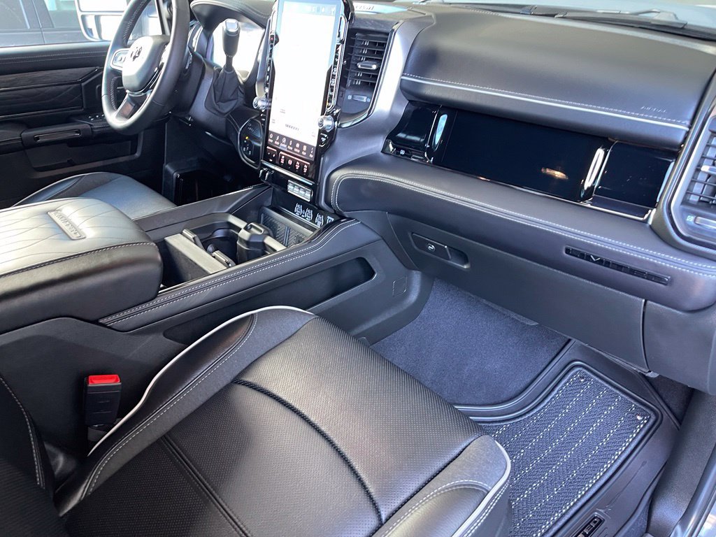 New 2026 RAM 2500 Limited AWD/4WD image 16