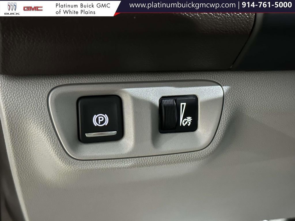 Used 2022 GMC Acadia SLT w/ Preferred Package image 32