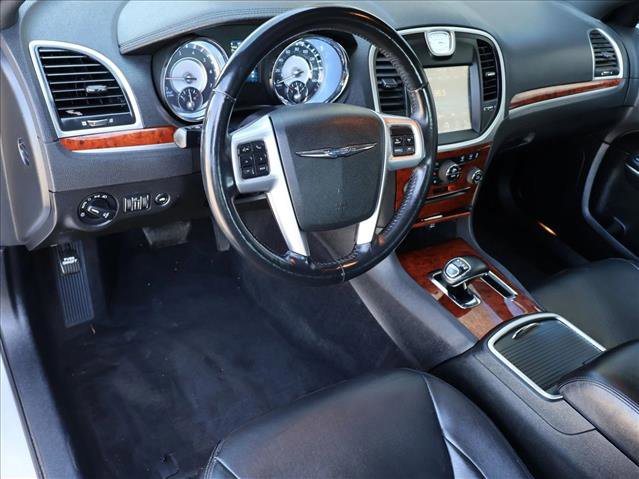 Used 2013 Chrysler 300 Touring w/ Driver Convenience Group RWD image 11