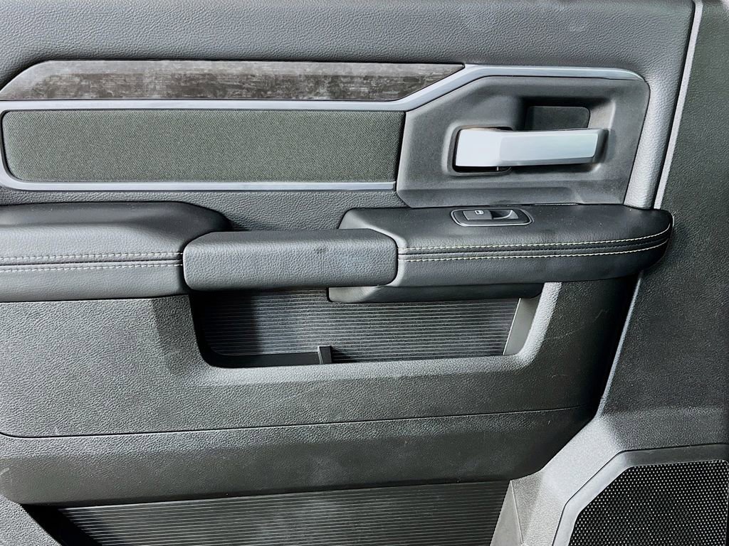 Used 2024 RAM 2500 Big Horn w/ Bed Utility Group image 28