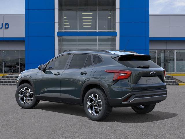 New 2026 Chevrolet Trax LT w/ Driver Confidence Package FWD image 3