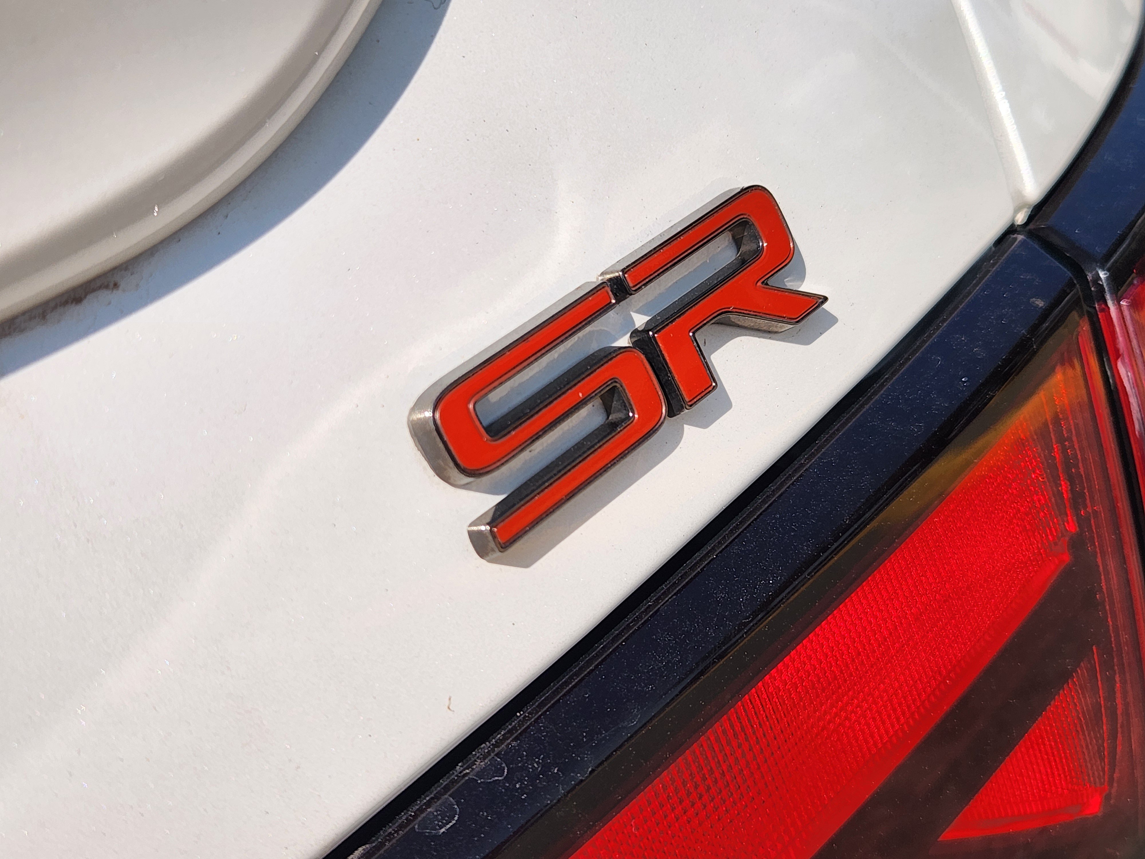 Used 2025 Nissan Sentra SR FWD image 13