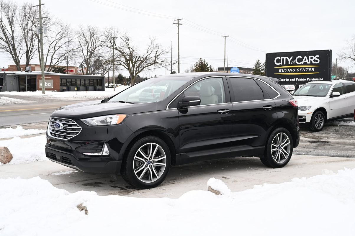 Used 2019 Ford Edge Titanium w/ Cold Weather Package image 9
