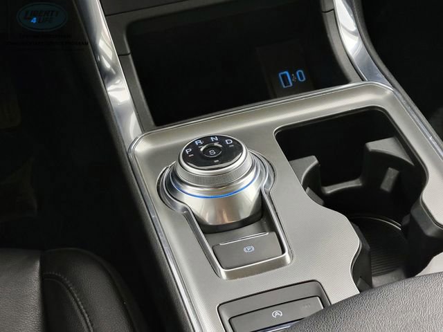 Used 2022 Ford Edge Titanium image 24