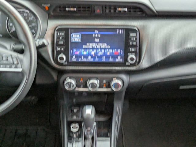Used 2023 Nissan Kicks SV FWD image 18