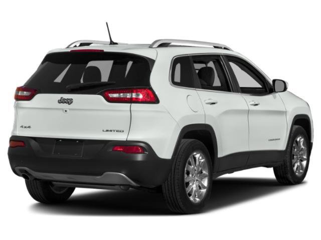 Used 2015 Jeep Cherokee Limited w/ Luxury Group image 6