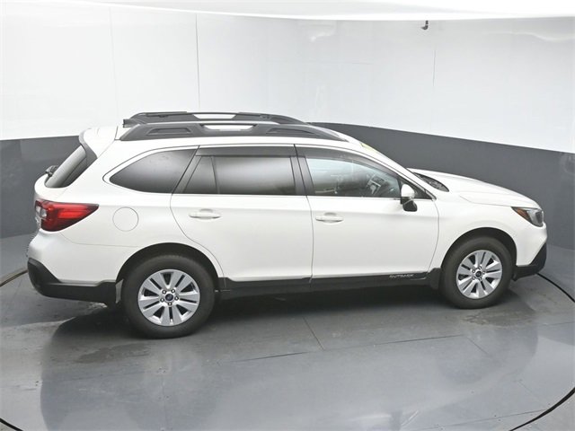Used 2018 Subaru Outback 2.5i Premium image 48
