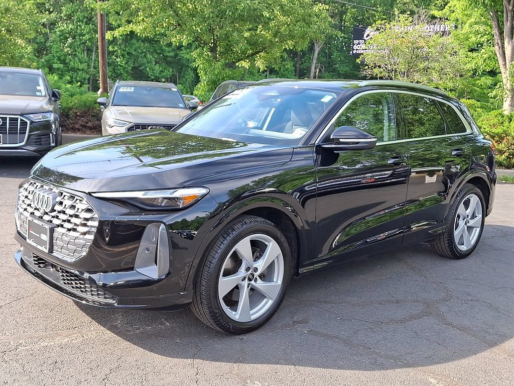 Certified 2025 Audi Q5 Prestige AWD/4WD image 10