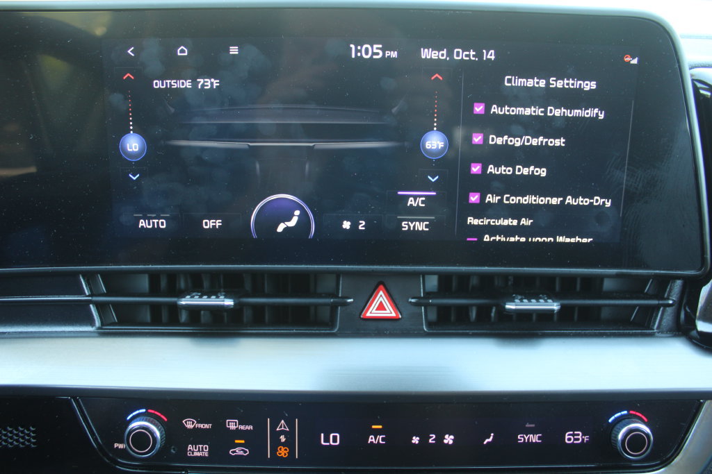 Certified 2025 Kia Sportage EX FWD image 43