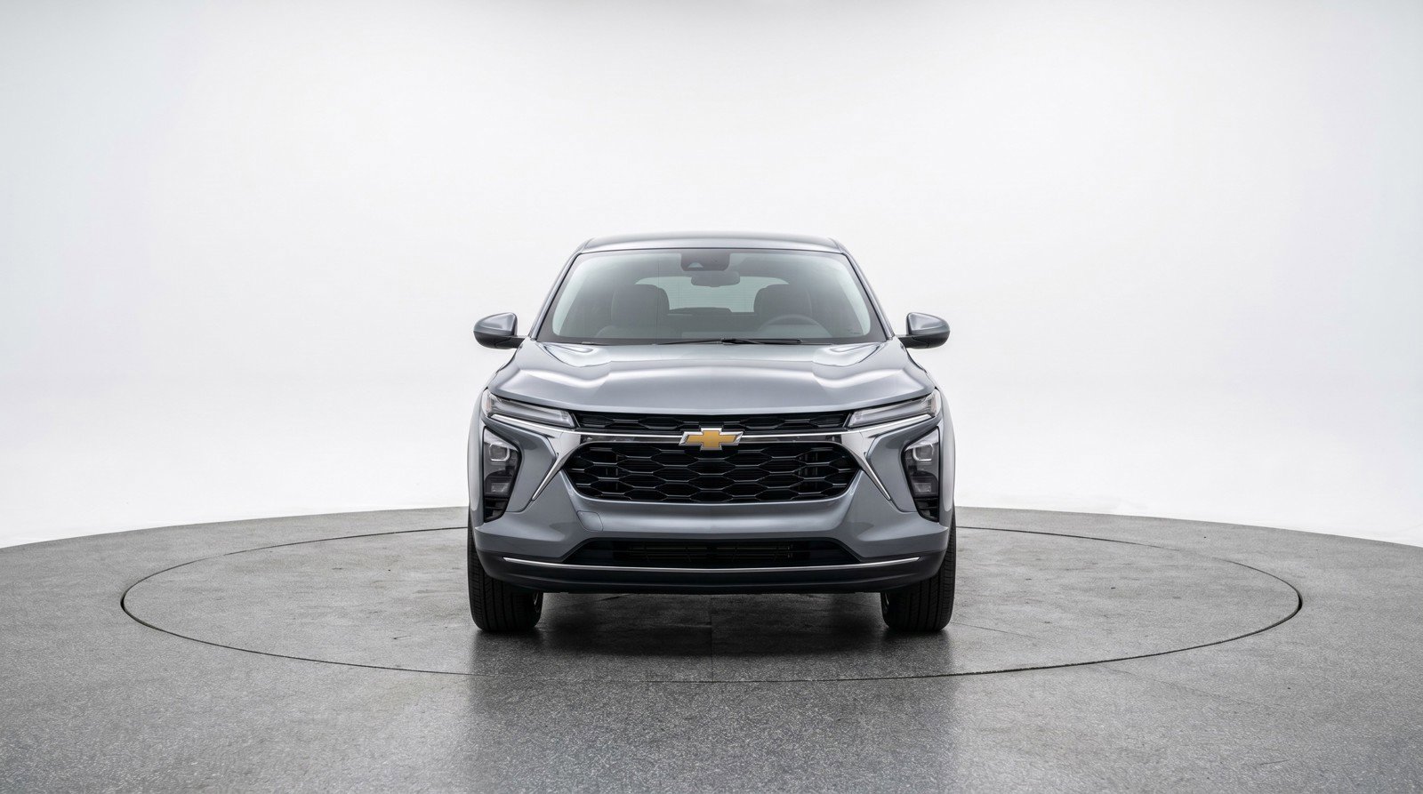 Used 2025 Chevrolet Trax LT FWD image 2