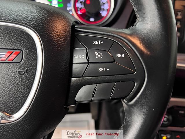 Used 2016 Dodge Challenger SXT RWD image 46