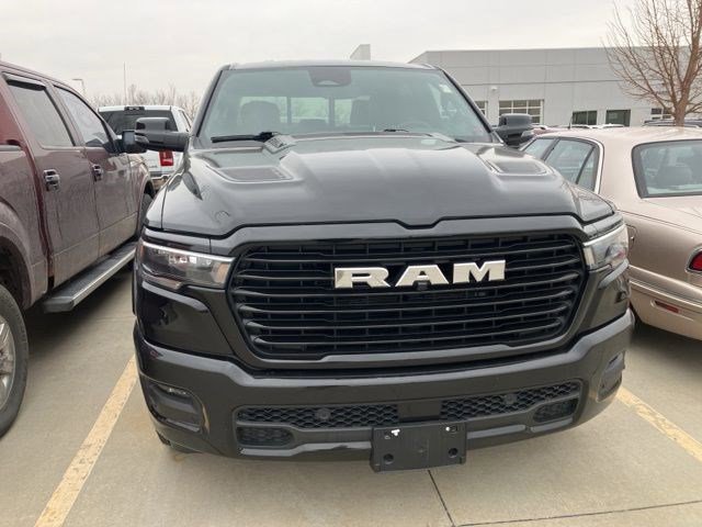 Used 2025 RAM 1500 Laramie w/ Sport Appearance Package AWD/4WD image 2