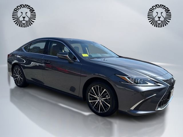 Used 2025 Lexus ES 350 w/ Premium Package image 3