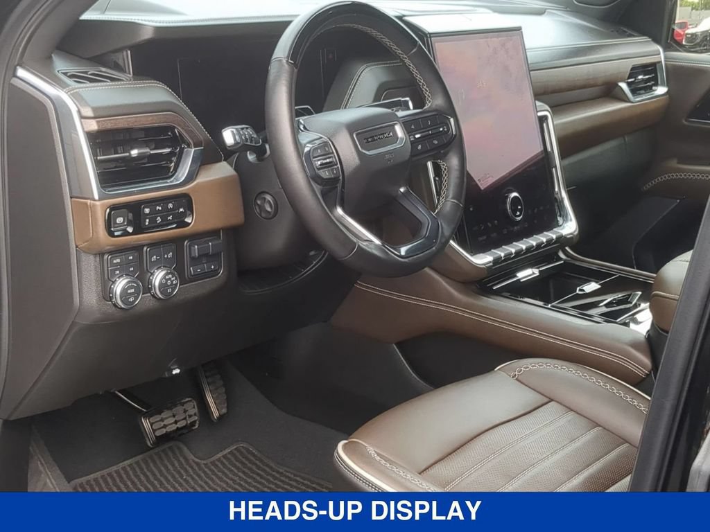 New 2025 GMC Yukon XL Denali Ultimate AWD/4WD image 11