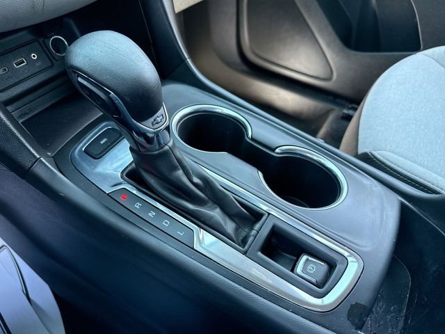 Used 2023 Chevrolet Equinox LS AWD/4WD image 20