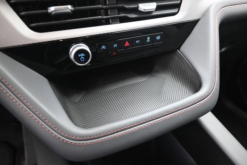 New 2026 Ford Explorer Active RWD image 16