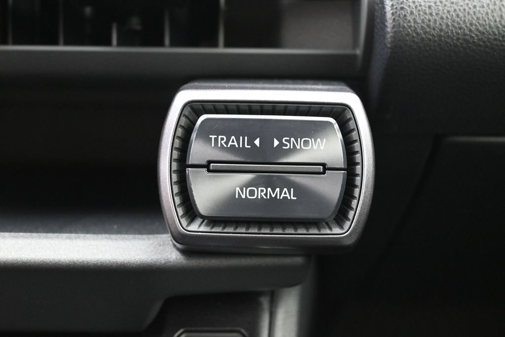 Certified 2026 Toyota RAV4 LE AWD/4WD image 22