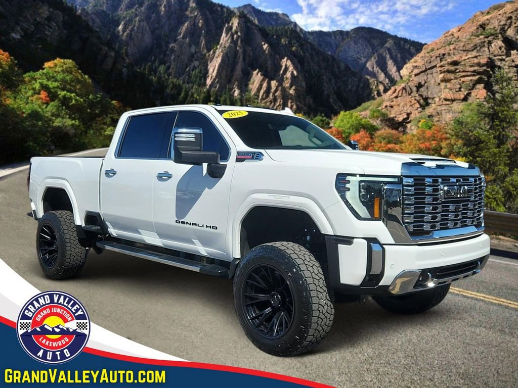 Used 2025 GMC Sierra 3500 Denali w/ Denali Reserve Package