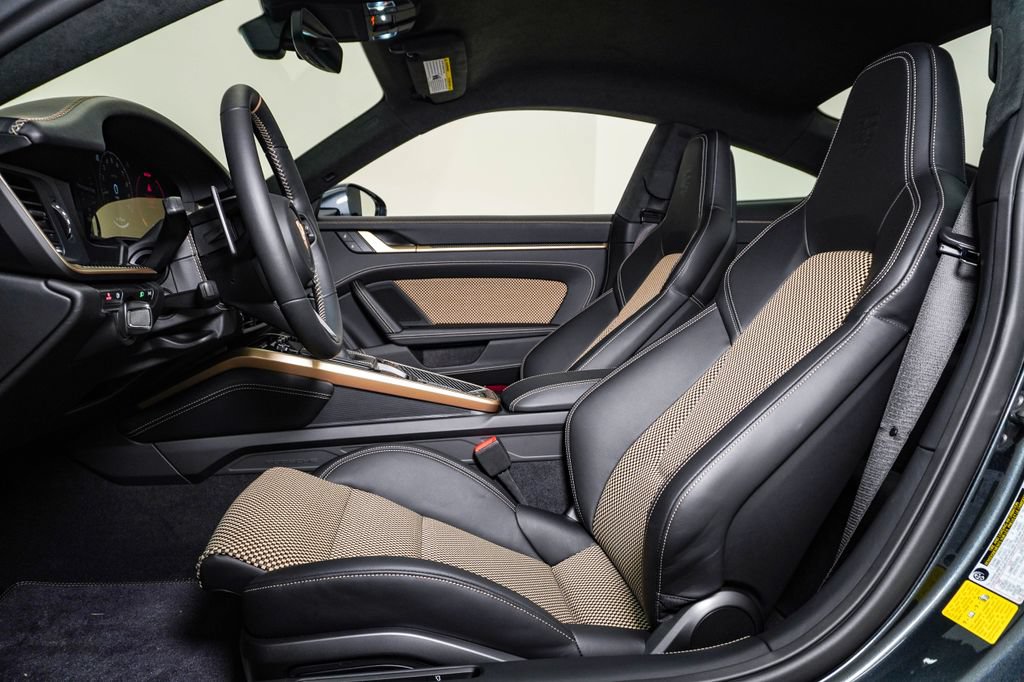 Used 2026 Porsche 911 GT3 RWD image 5
