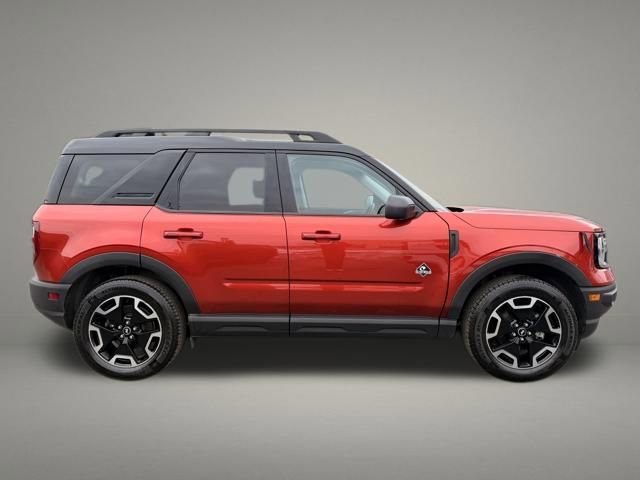 Used 2023 Ford Bronco Sport Outer Banks w/ Tech Package AWD/4WD image 6
