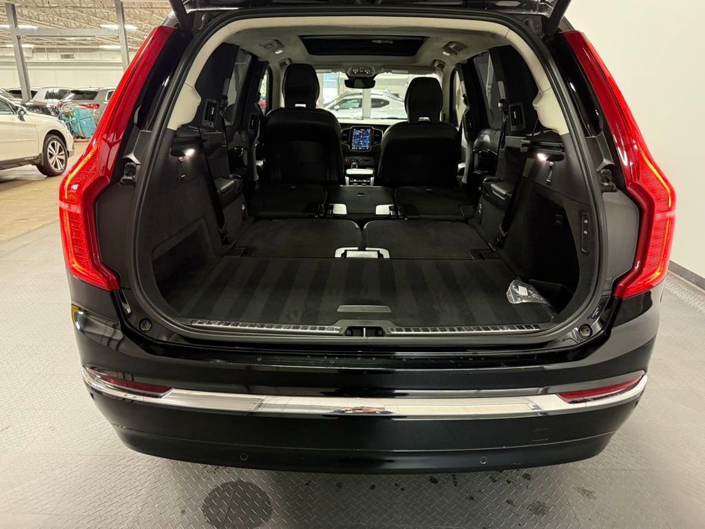 Used 2024 Volvo XC90 T8 Ultimate w/ Lounge Package AWD/4WD image 24
