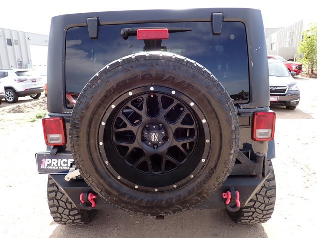 Used 2018 Jeep Wrangler Unlimited Sahara w/ Connectivity Group AWD/4WD video 3