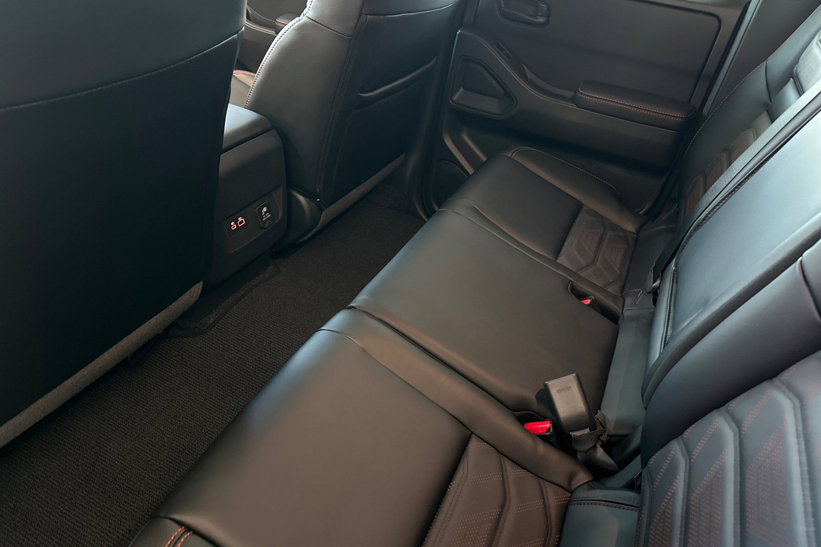 New 2026 Nissan Frontier PRO-4X w/ Pro Premium Package image 9