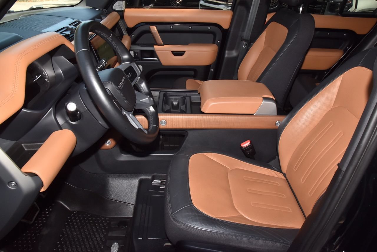 Used 2023 Land Rover Defender 130 X AWD/4WD image 13