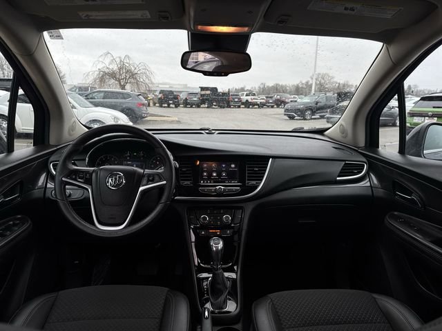 Used 2022 Buick Encore Preferred w/ Safety Package image 20