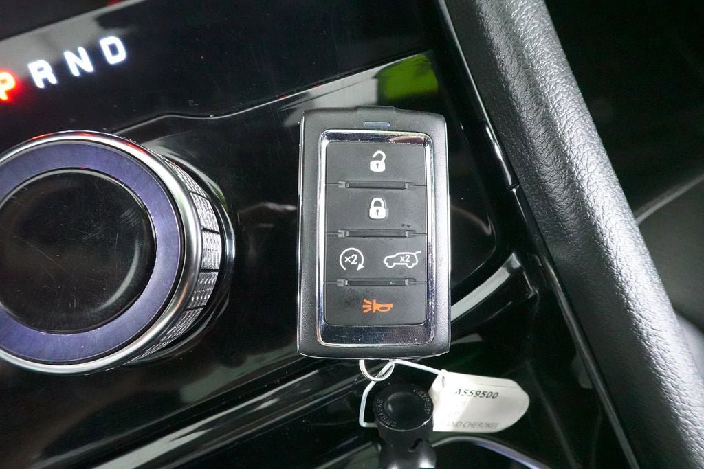 Used 2023 Jeep Grand Cherokee Altitude AWD/4WD image 21