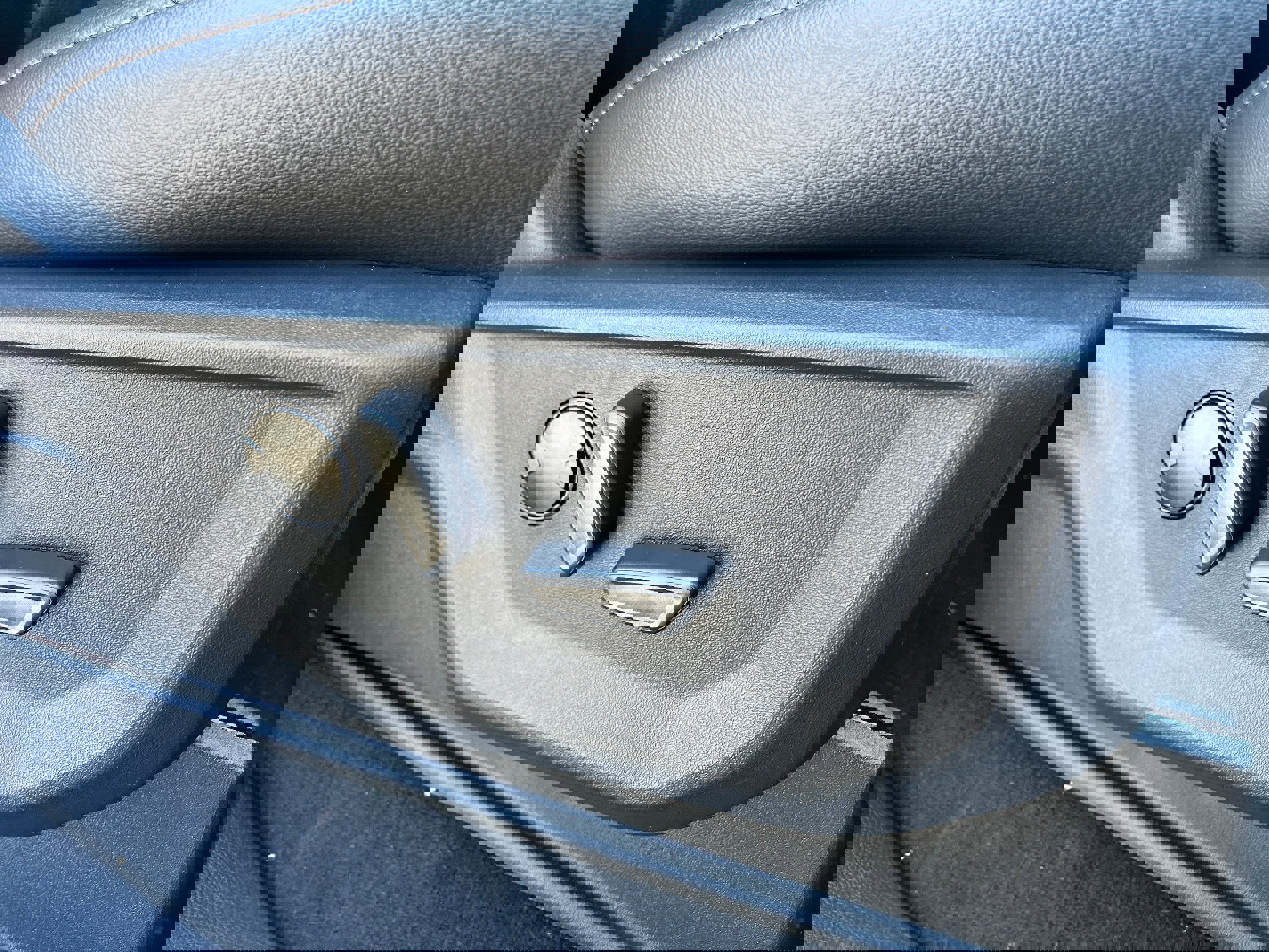 New 2026 Ford F350 Lariat w/ Black Appearance Package image 14