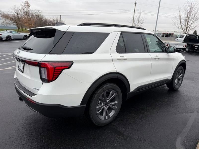 New 2026 Ford Explorer Active image 6