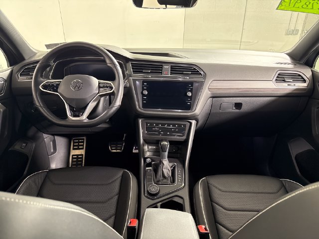 Certified 2023 Volkswagen Tiguan SEL R-Line AWD/4WD image 17