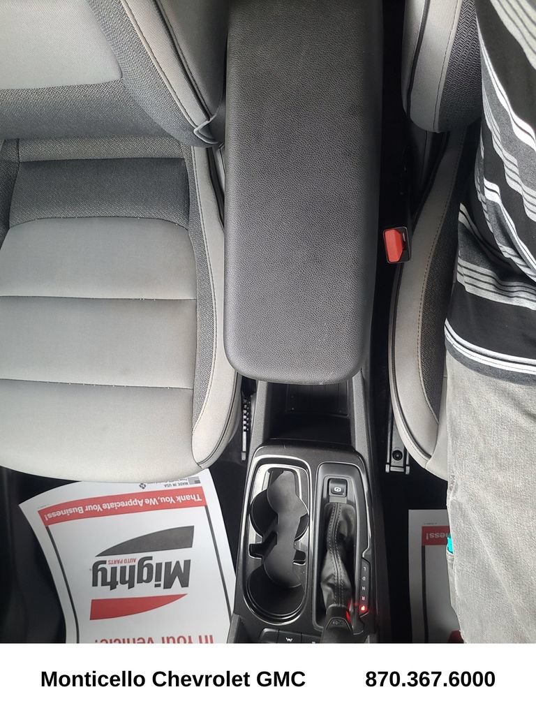 Used 2025 Chevrolet TrailBlazer LS w/ LS Convenience Package FWD image 24
