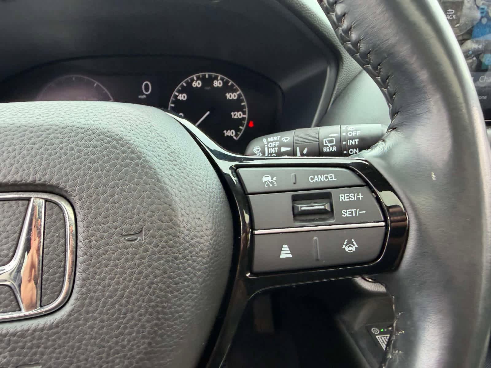 Used 2023 Honda HR-V EX-L image 25