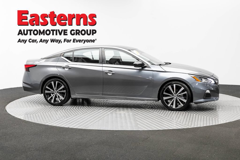 Used 2022 Nissan Altima 2.5 SR FWD image 4