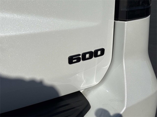 Certified 2024 Cadillac Escalade Sport Platinum w/ LPO, ONYX Package image 4