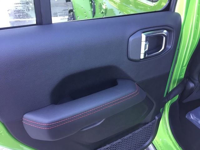 New 2026 Jeep Wrangler Unlimited Rubicon w/ Safety Group image 15